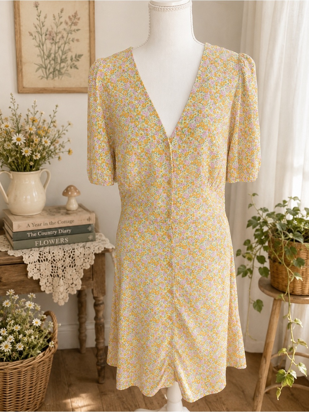 & Other Stories Floral Button Front Dress US 8 EUR 40 Cottagecore